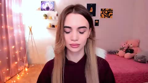 Snapshot of mellifluoustess chatting on 02.27.25 Tessa online show from 02.27.25