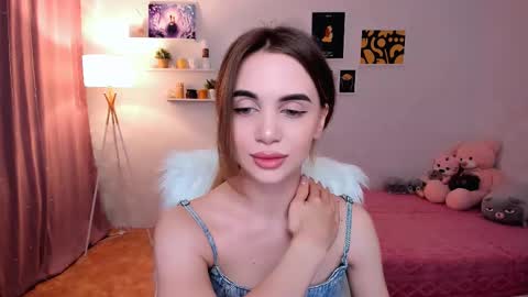 Snapshot of mellifluoustess chatting on 02.28.25 Tessa online show from 02.28.25