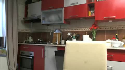 Snapshot of melly_rosey chatting on 04.20.26 Melly online show from 04.20.26