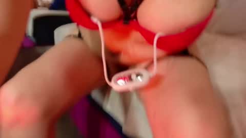 Debora online show from 10.28.25