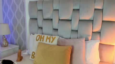 Snapshot of meloddy_parker chatting on 03.11.25 meloddy_parker online show from 03.11.25