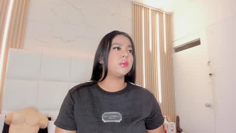 MELODDY PARKERR online show from 04.18.26