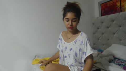 melody phillips online show from 12.30.24