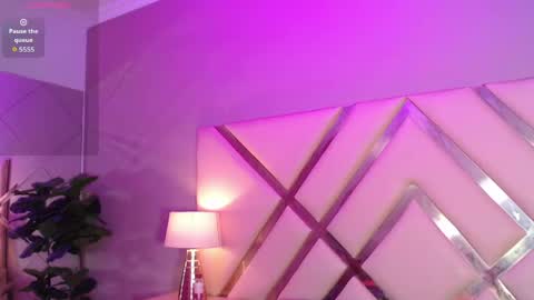 Snapshot of melodyblazze chatting on 05.10.26 online show from 05.10.26