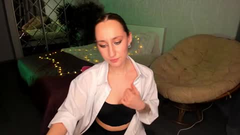 Snapshot of melodyoflovee chatting on 12.25.24 Kaylie online show from 12.25.24