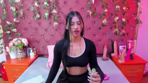 Melodysmithass online show from 10.22.25