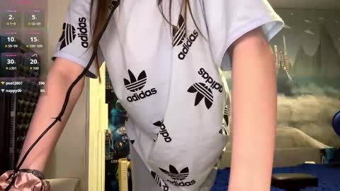 Hi Im Aria 18 years old online show from 01.05.26