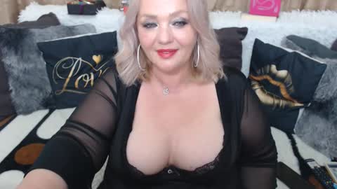 Snapshot of melyssamilfxxx chatting on 05.21.26 melyssamilfxxx online show from 05.21.26