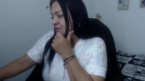 Snapshot of menfismuller1 chatting on 12.12.24 menfismuller online show from 12.12.24