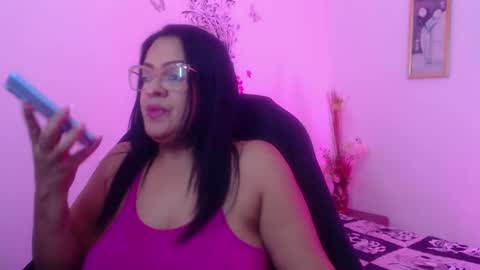 Snapshot of menfismuller1 chatting on 01.14.25 menfismuller online show from 01.14.25