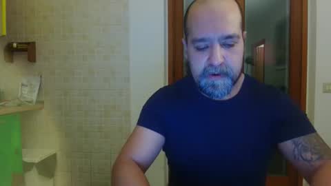 Snapshot of menformen1929 chatting on 01.16.26 menformen1929 online show from 01.16.26