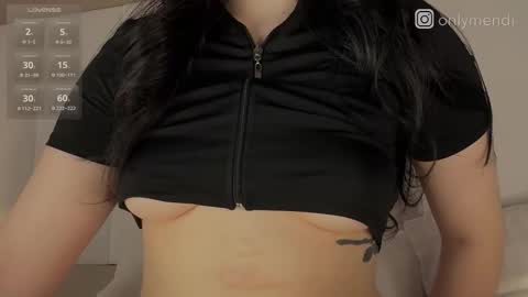 menndi online show from 10.31.25