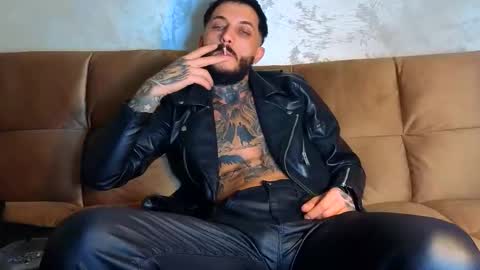 Fallow my ONLYFANS for xxx daily online show from 10.11.25