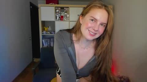 Flora  Next stream November 17th at 6  GMT online show from 03.27.26