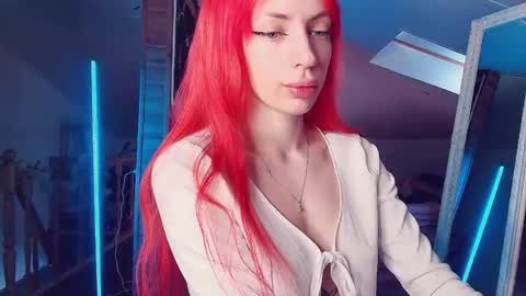 Snapshot of meowroslava chatting on 04.20.26 meowroslava online show from 04.20.26