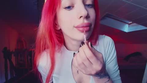 Snapshot of meowroslava chatting on 05.22.26 meowroslava online show from 05.22.26