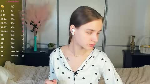 Julie online show from 04.16.26