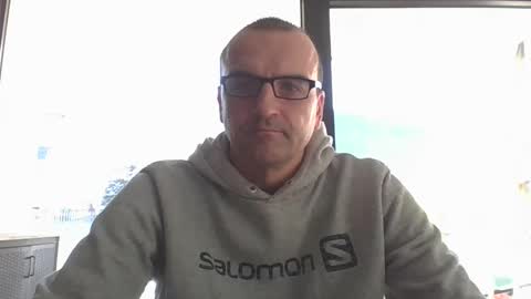 Snapshot of mep222 chatting on 12.31.24 Pat online show from 12.31.24