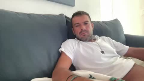Snapshot of mercedes190d chatting on 07.19.26 Mercedes190d online show from 07.19.26