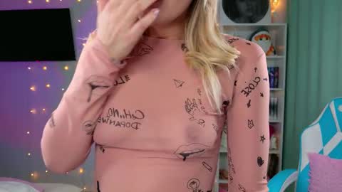 Molly online show from 12.20.25