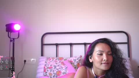 Snapshot of mercedesss_8 chatting on 06.24.26 Next show on 03 Dec online show from 06.24.26