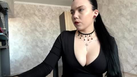 Snapshot of mercedezkilburn chatting on 03.24.26 Alice online show from 03.24.26