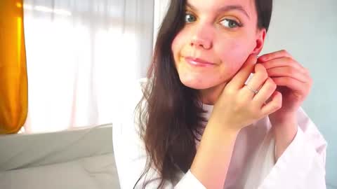 Snapshot of mercymanrriquez chatting on 02.18.26 Miya online show from 02.18.26