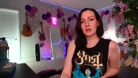 Meredith Bae online show from 03.19.26