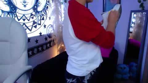 Merilyn  online show from 11.11.25