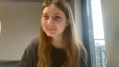 Snapshot of merlesien chatting on 11.30.25 Joan online show from 11.30.25