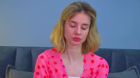 Snapshot of merlinmeyer chatting on 02.05.26 Merlin online show from 02.05.26