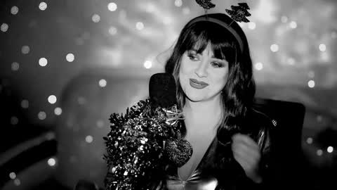 Snapshot of mesaland chatting on 12.23.24 Meskhimusic online show from 12.23.24