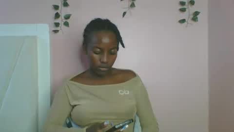 Snapshot of messyluna chatting on 06.25.26 meggy and bree online show from 06.25.26