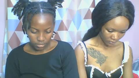 Snapshot of messyluna chatting on 07.10.26 meggy and bree online show from 07.10.26