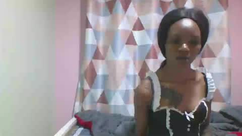 Snapshot of messyluna chatting on 07.11.26 meggy and bree online show from 07.11.26