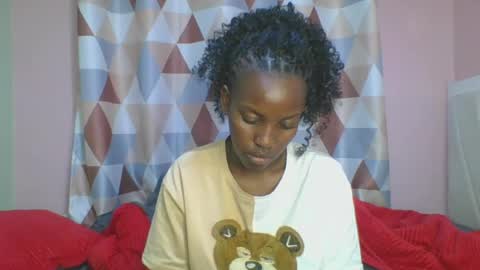 Snapshot of messyluna chatting on 08.01.26 meggy and bree online show from 08.01.26