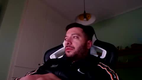 Snapshot of metalic18 chatting on 10.06.25 FunnyTimeHere online show from 10.06.25