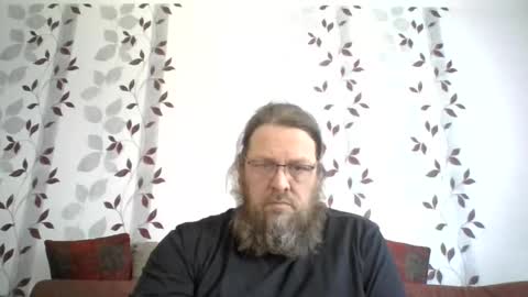 Snapshot of metallbuddy chatting on 05.01.26 ask me online show from 05.01.26