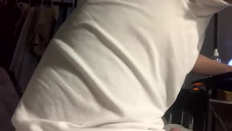 Just chilling online show from 03.08.25