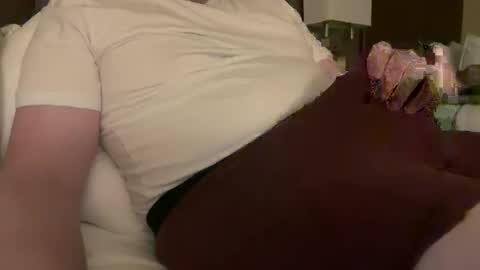 Snapshot of metsfan128 chatting on 12.03.25 metsfan128 online show from 12.03.25