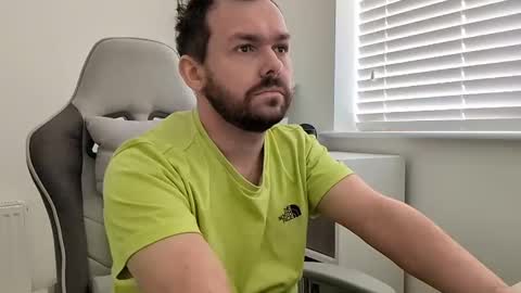 Snapshot of mg_of chatting on 02.26.25 mg-of online show from 02.26.25