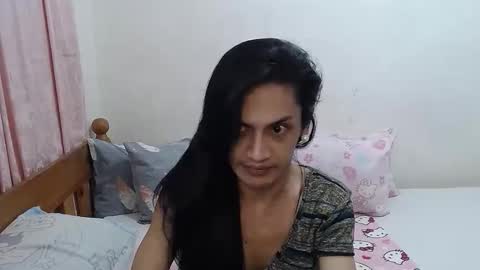 Mary Mhae online show from 01.07.26