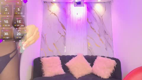 Mhia Kate online show from 11.29.25