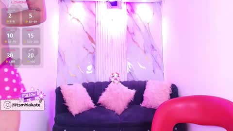 Mhia Kate online show from 02.06.26