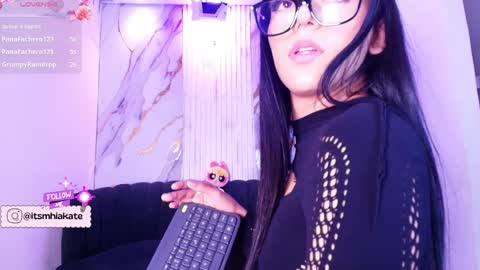 Mhia Kate online show from 04.01.26