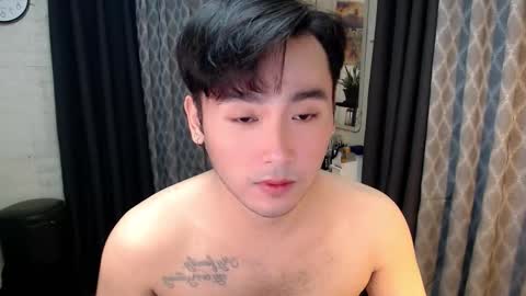 Snapshot of mhikael chatting on 09.14.25 Mhikael online show from 09.14.25