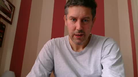 Snapshot of mhunk123 chatting on 08.03.26 mhunk123 online show from 08.03.26