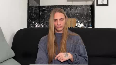 Snapshot of mi_chyort chatting on 02.20.26 Misha online show from 02.20.26