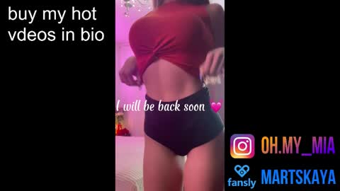 Snapshot of mia4sin chatting on 10.05.25 Mia Martskaya online show from 10.05.25