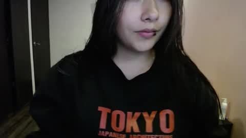 Snapshot of mia_112022 chatting on 02.26.25 Mia zoe online show from 02.26.25
